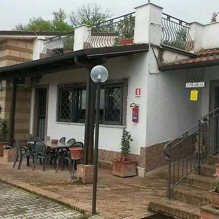 ホテル Agriturismo Borgo Nuovo Sant'Agata Dei Goti Migliara-San Silvestro エクステリア 写真