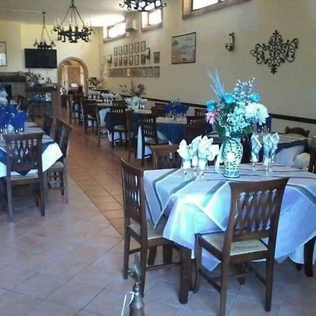 ホテル Agriturismo Borgo Nuovo Sant'Agata Dei Goti Migliara-San Silvestro エクステリア 写真